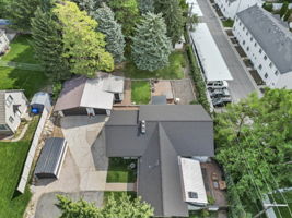  Photo 0