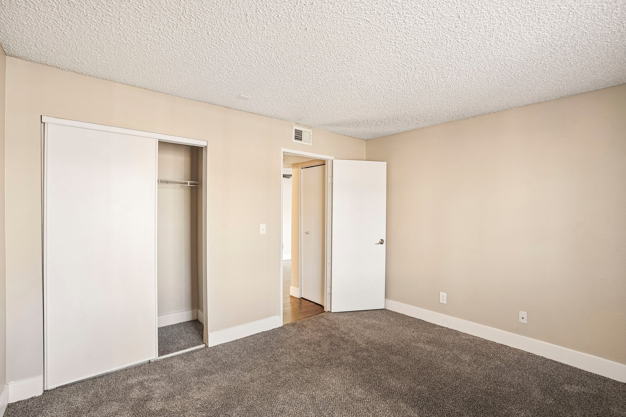 2666 S Decatur Blvd Unit 105-S2808-014.jpg