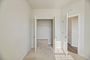 Sierra Nevada Ave-S3107-033.jpg