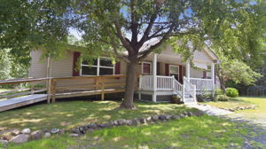  Photo 44