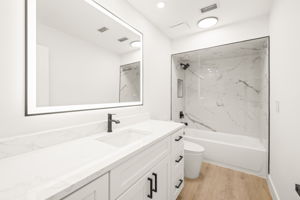 Bathroom 2 - 495A7788