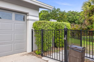 Front Gate - 495A7895