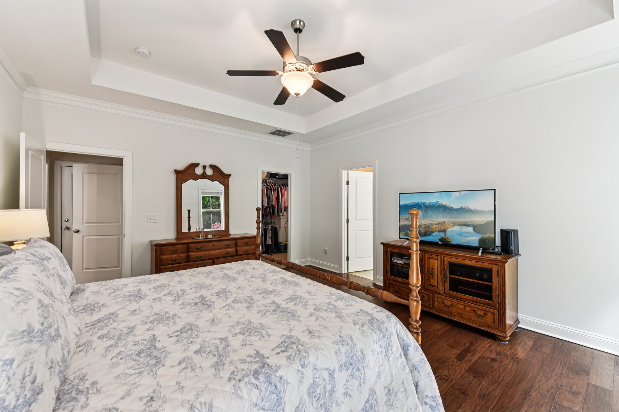 Poplar Cv Dr NW-S1804-024.jpg