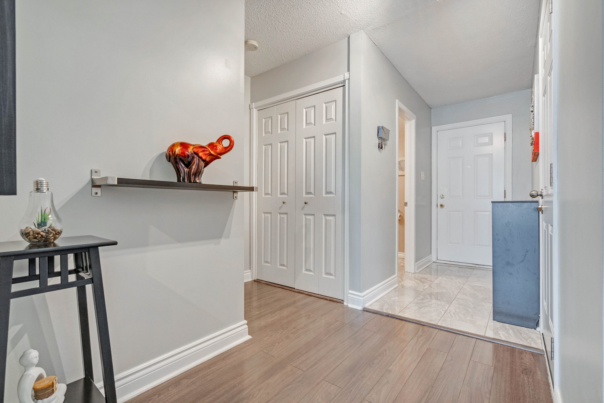 2669 Southvale Crescent, Ottawa, ON K1B 4J3, Canada Photo 4