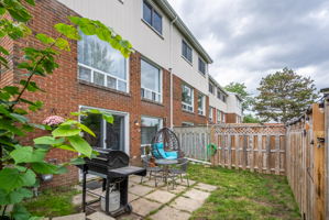 2669 Southvale Crescent, Ottawa, ON K1B 4J3, Canada Photo 27