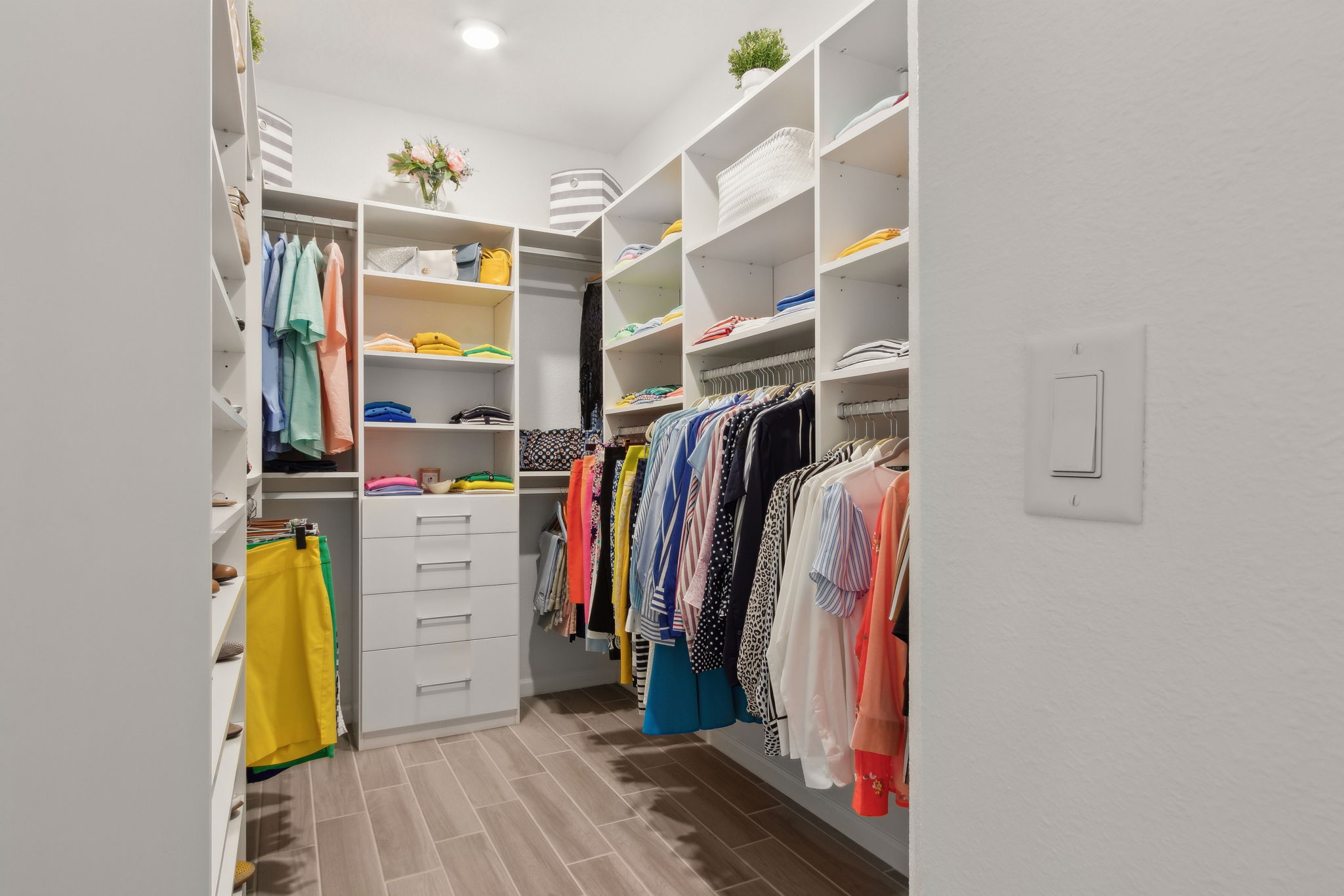 Primary Bedroom Closet