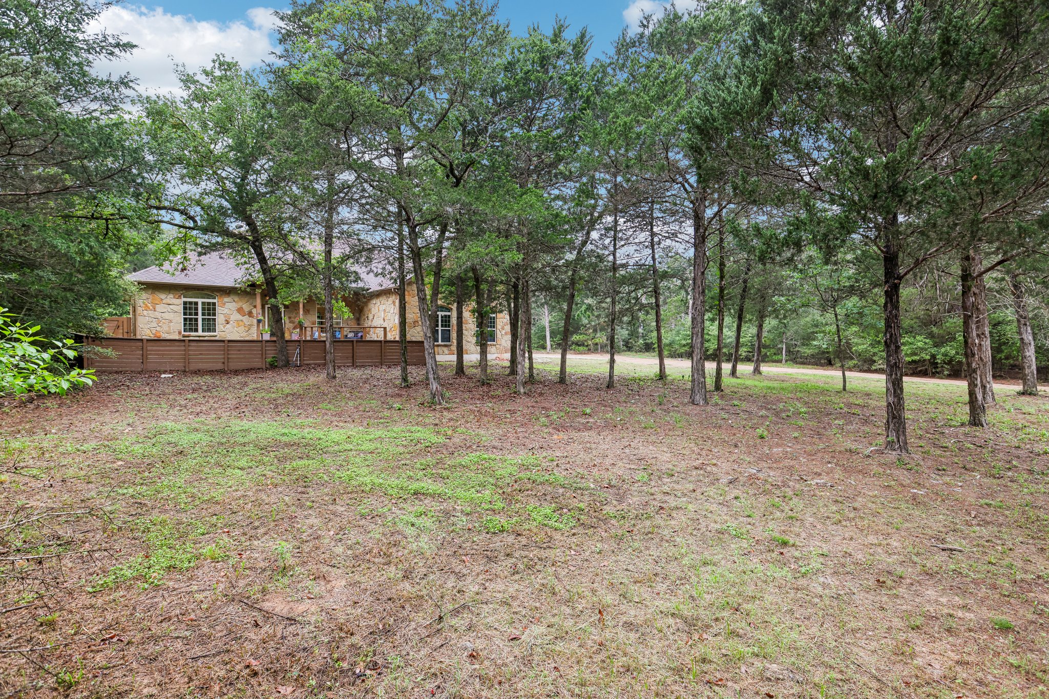 Corral Rd-S0105-005.jpg