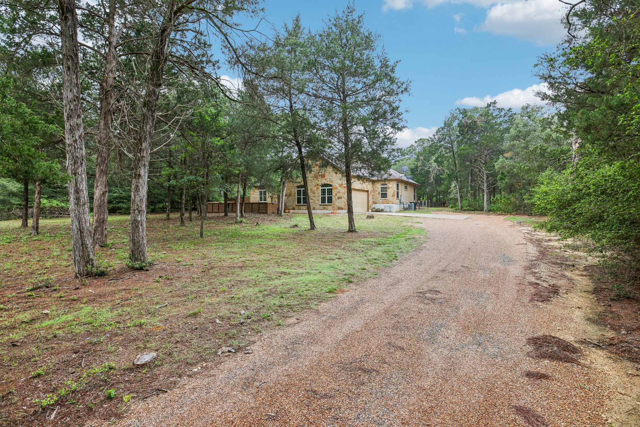 Corral Rd-S0105-009.jpg