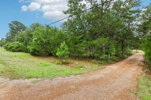 Corral Rd-S0105-007.jpg