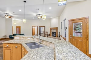 Corral Rd-S0105-029.jpg