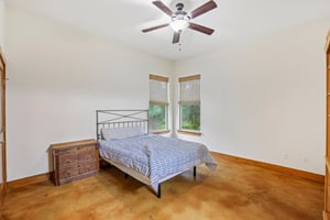 Corral Rd-S0105-030.jpg
