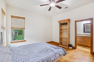 Corral Rd-S0105-032.jpg