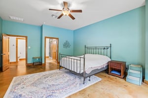 Corral Rd-S0105-042.jpg