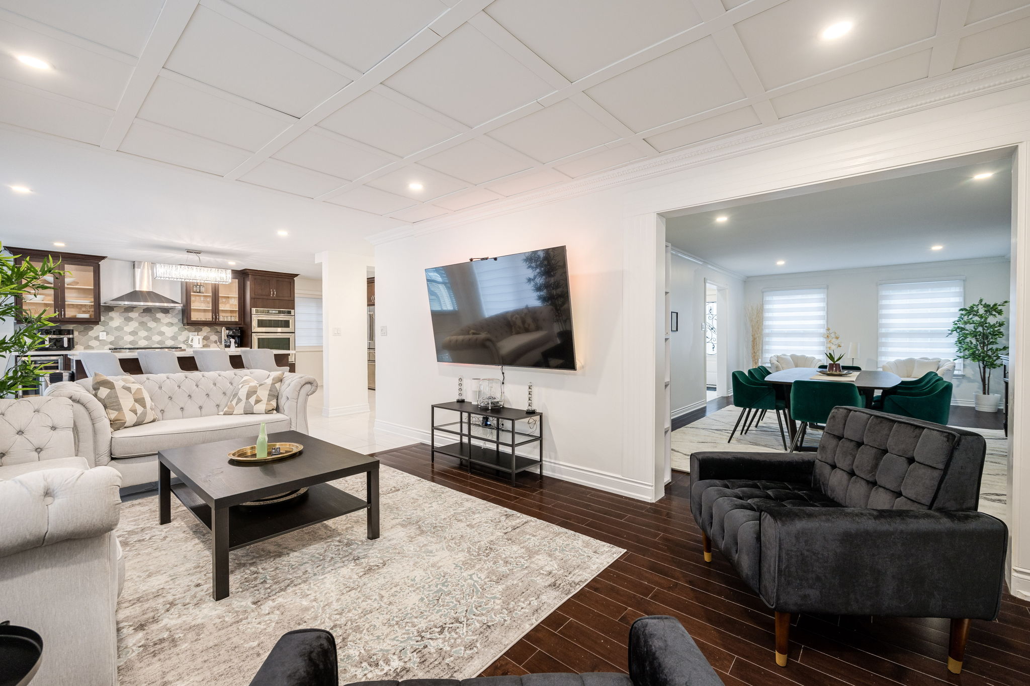 Toronto property showcase — delivered property photograph 34