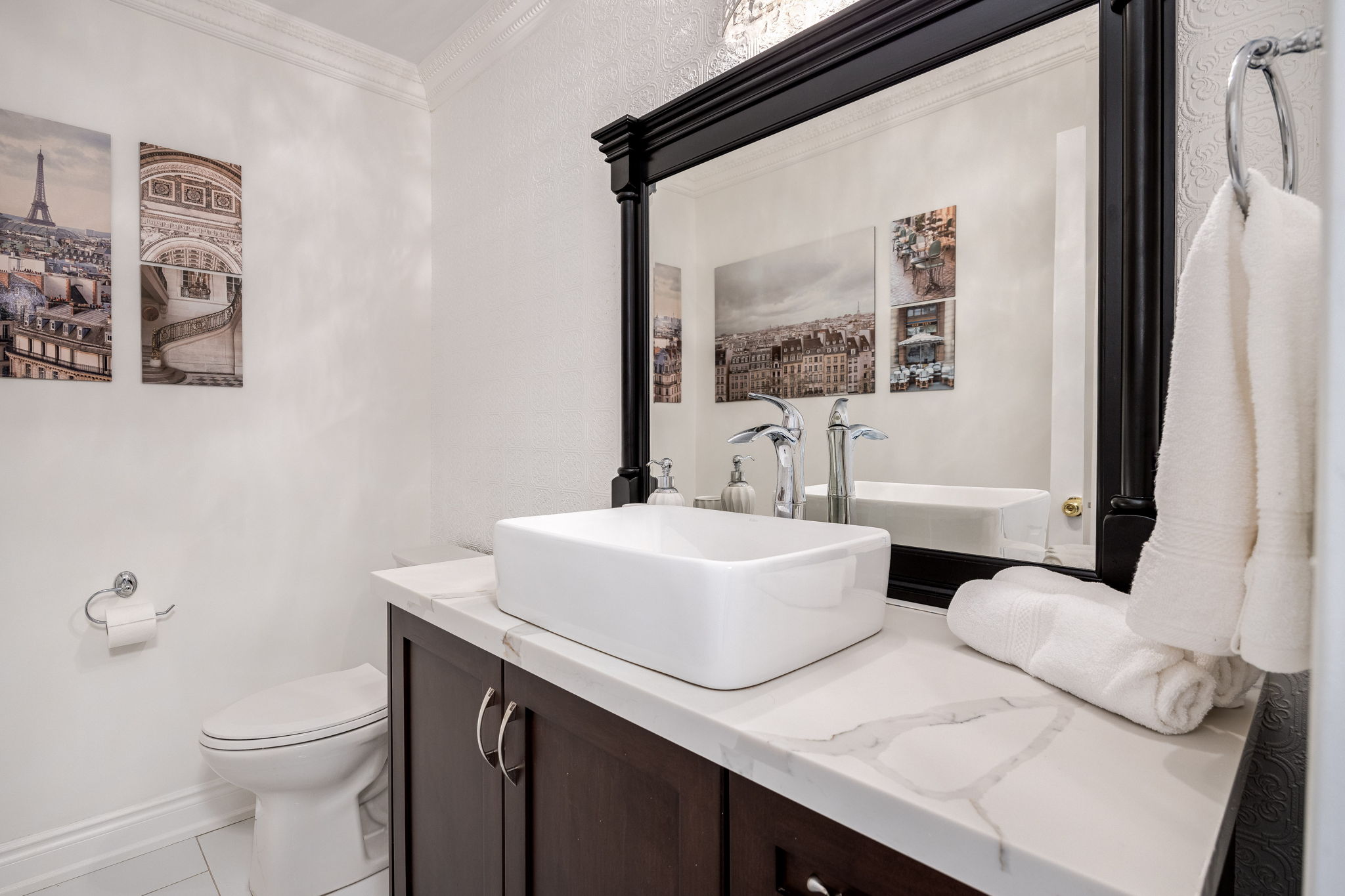 Toronto property showcase — delivered property photograph 33