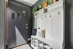 Parkview Ave-S2104-006.jpg