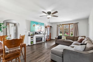 Parkview Ave-S2104-012.jpg