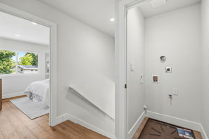 049_F8_2670 Corey Pl