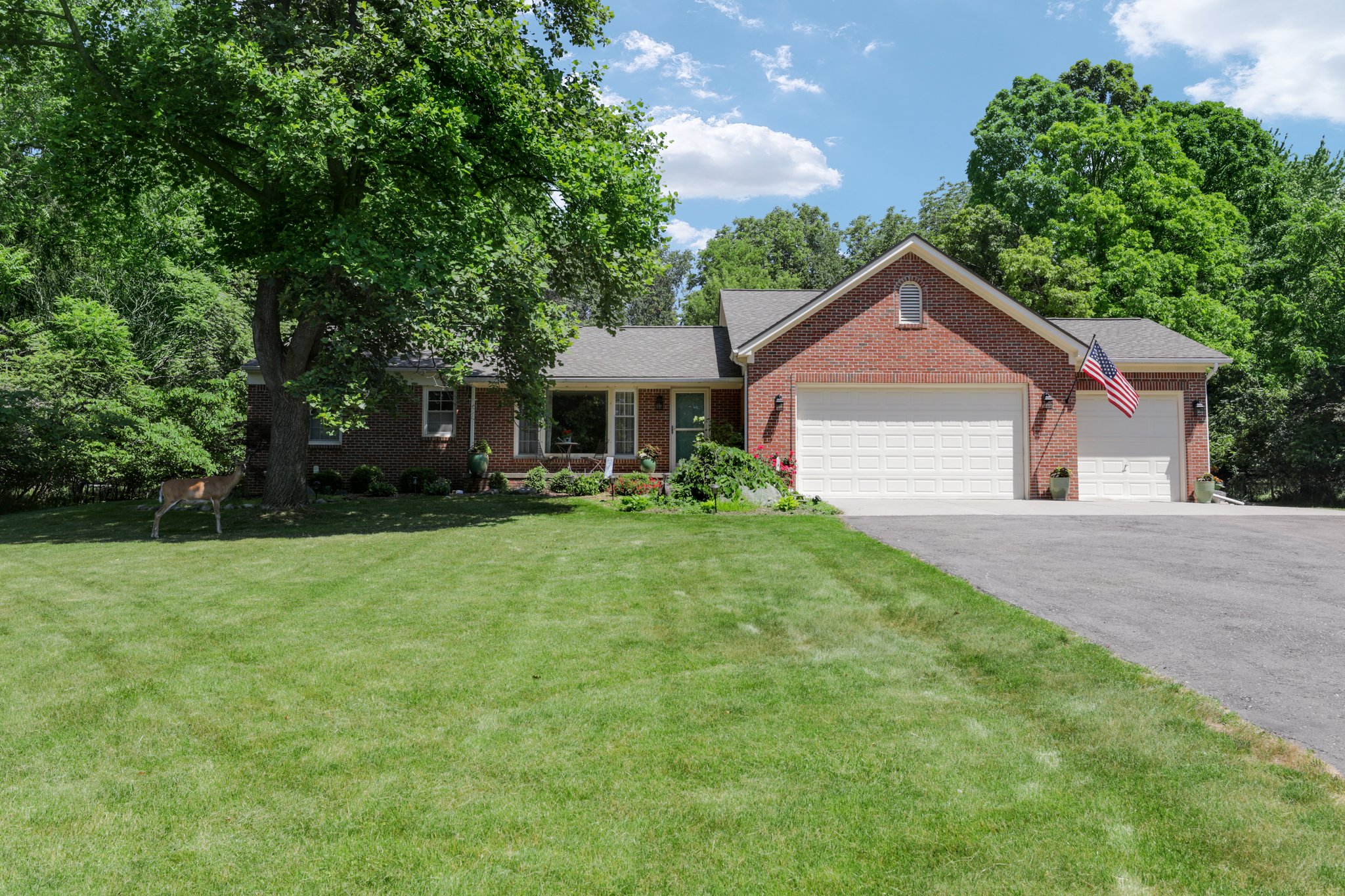 2670 W Tienken Rd, Rochester Hills, MI 48306, US Photo 4