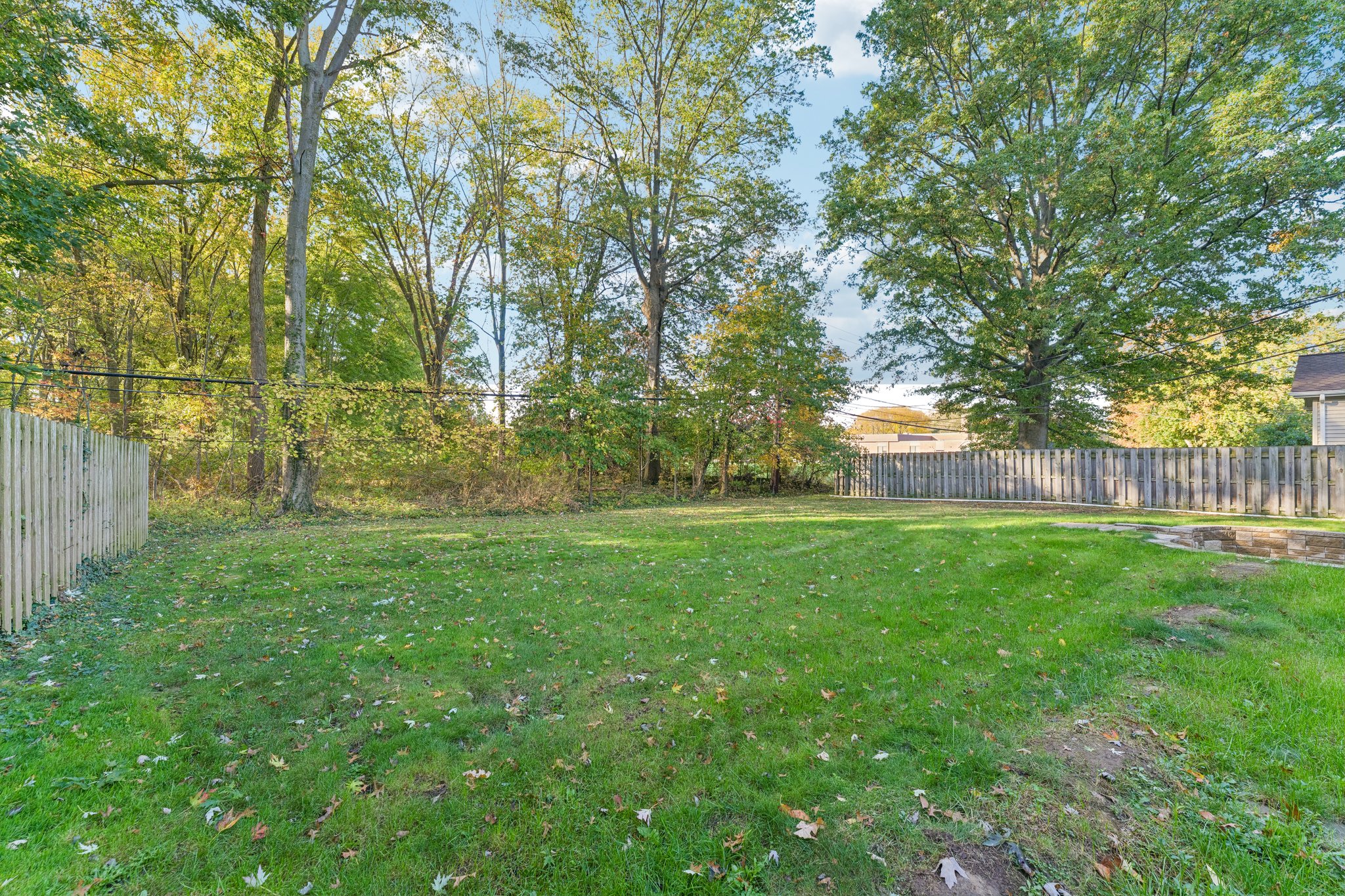 Sweetbriar Dr-S1610-038.jpg