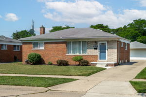  Photo 0