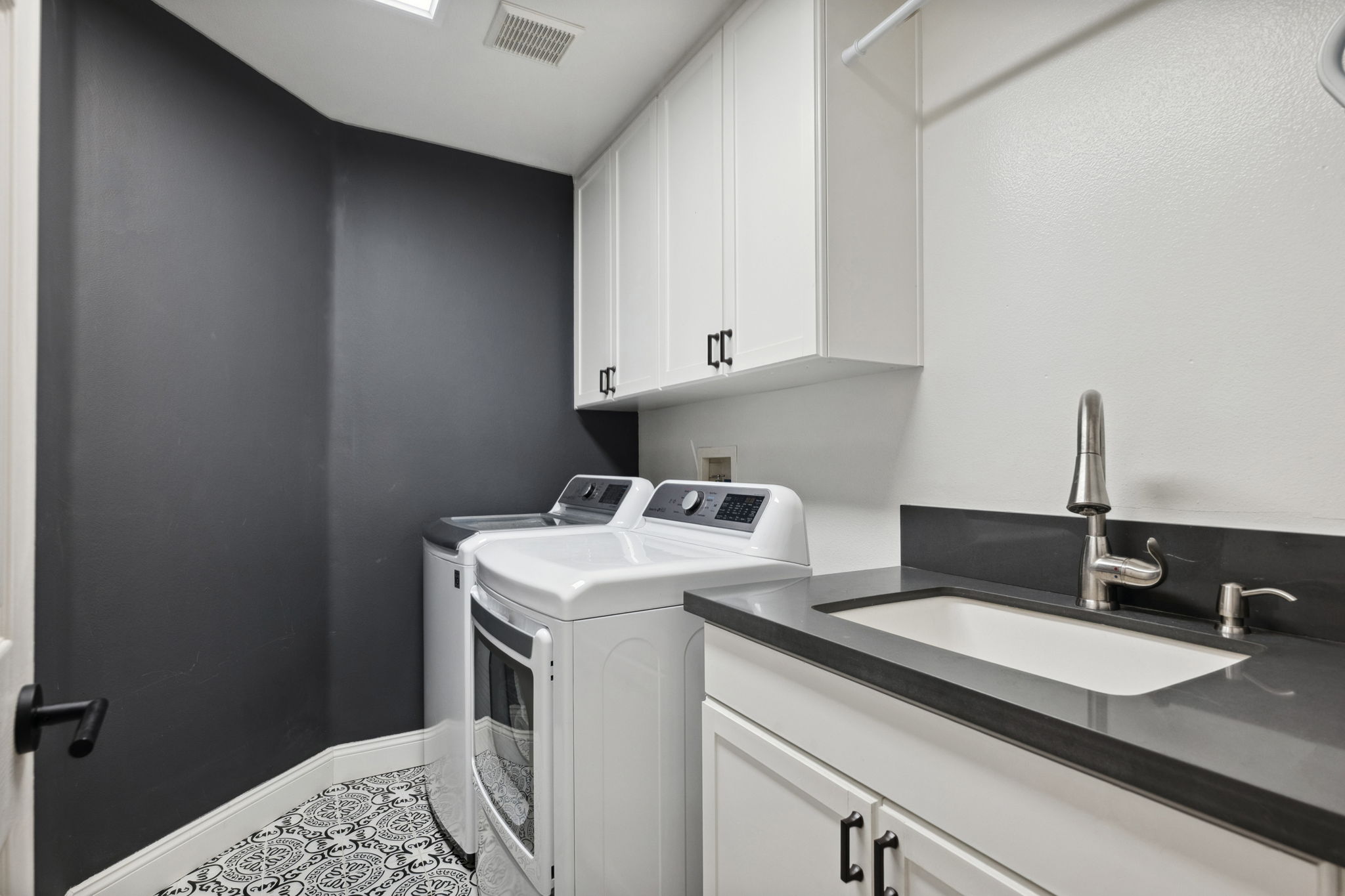 16096 Valley Meadow Place-12