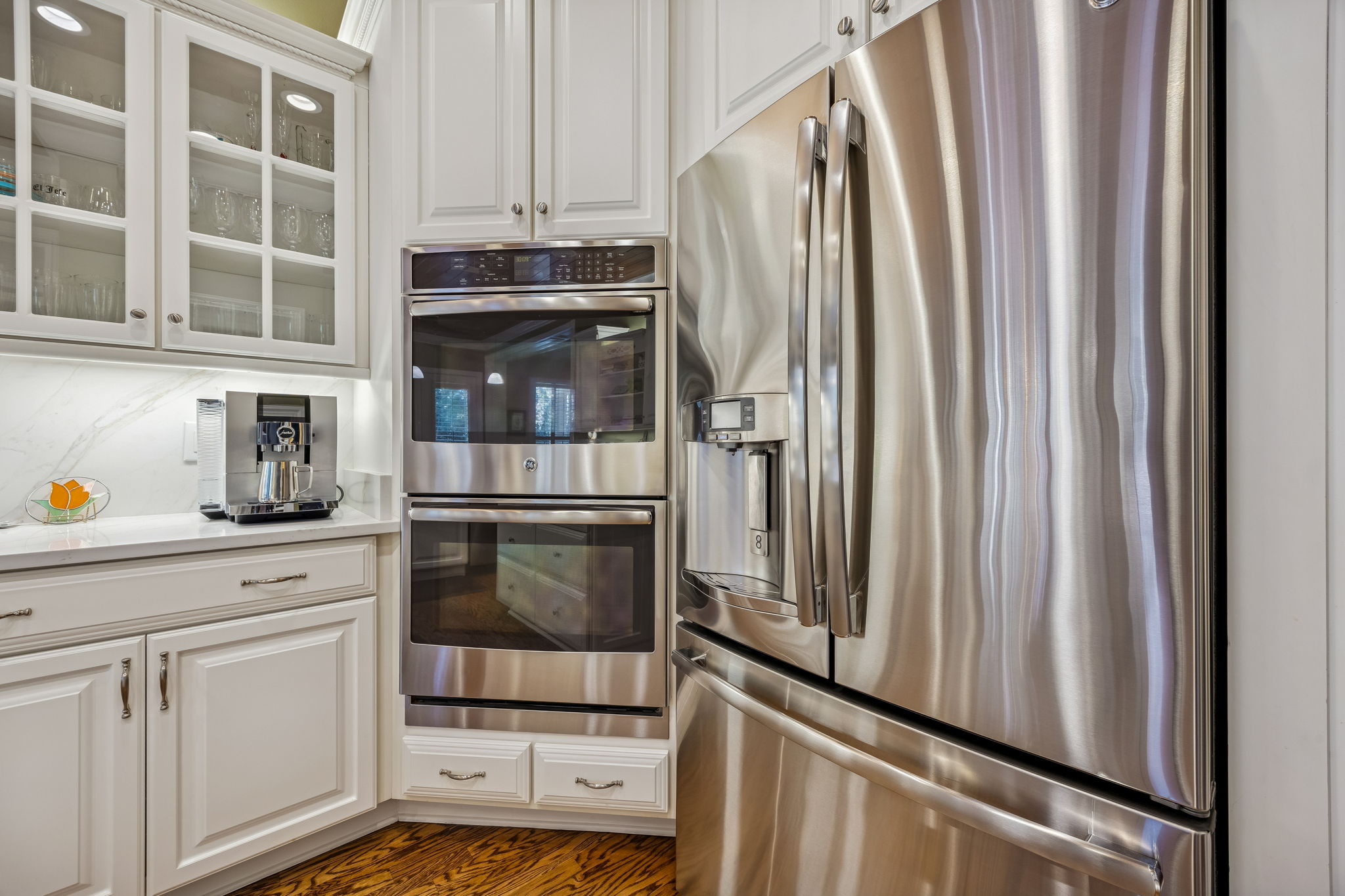 Wall Ovens & French Door Fridge