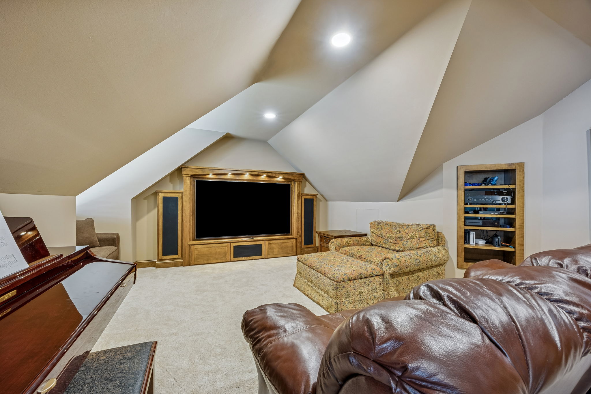 Media/Bonus Room