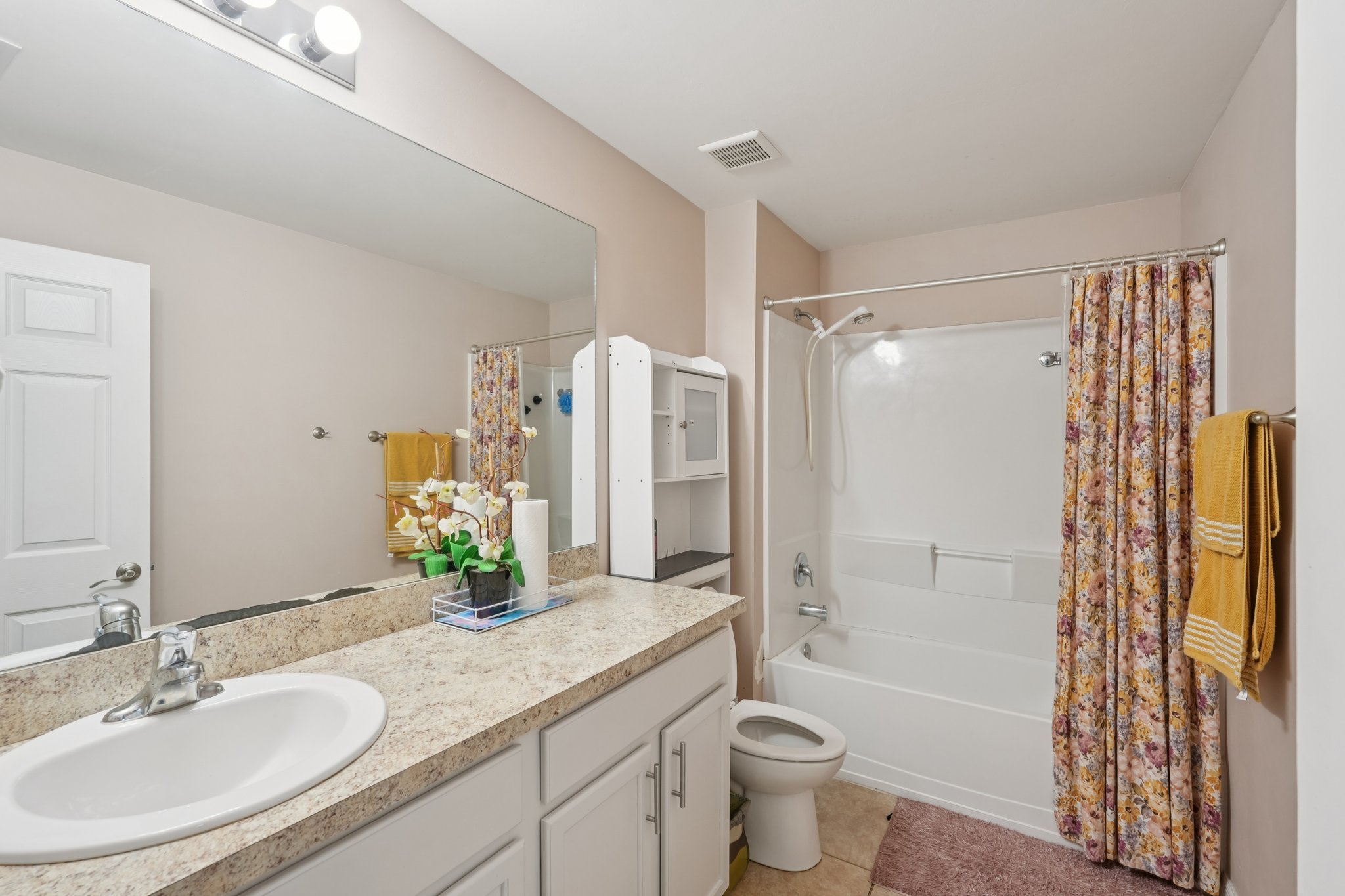 Saville Ave-S2211-032.jpg