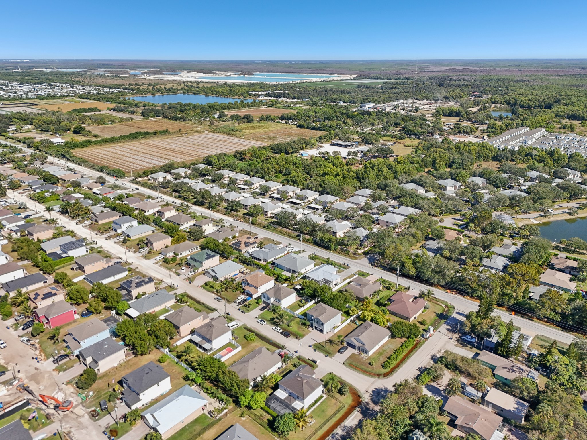 Saville Ave-S2211-050.jpg