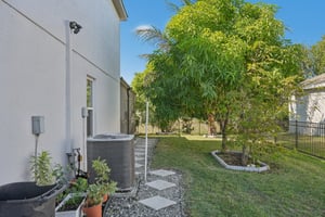 Saville Ave-S2211-035.jpg