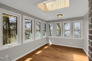  Photo 47
