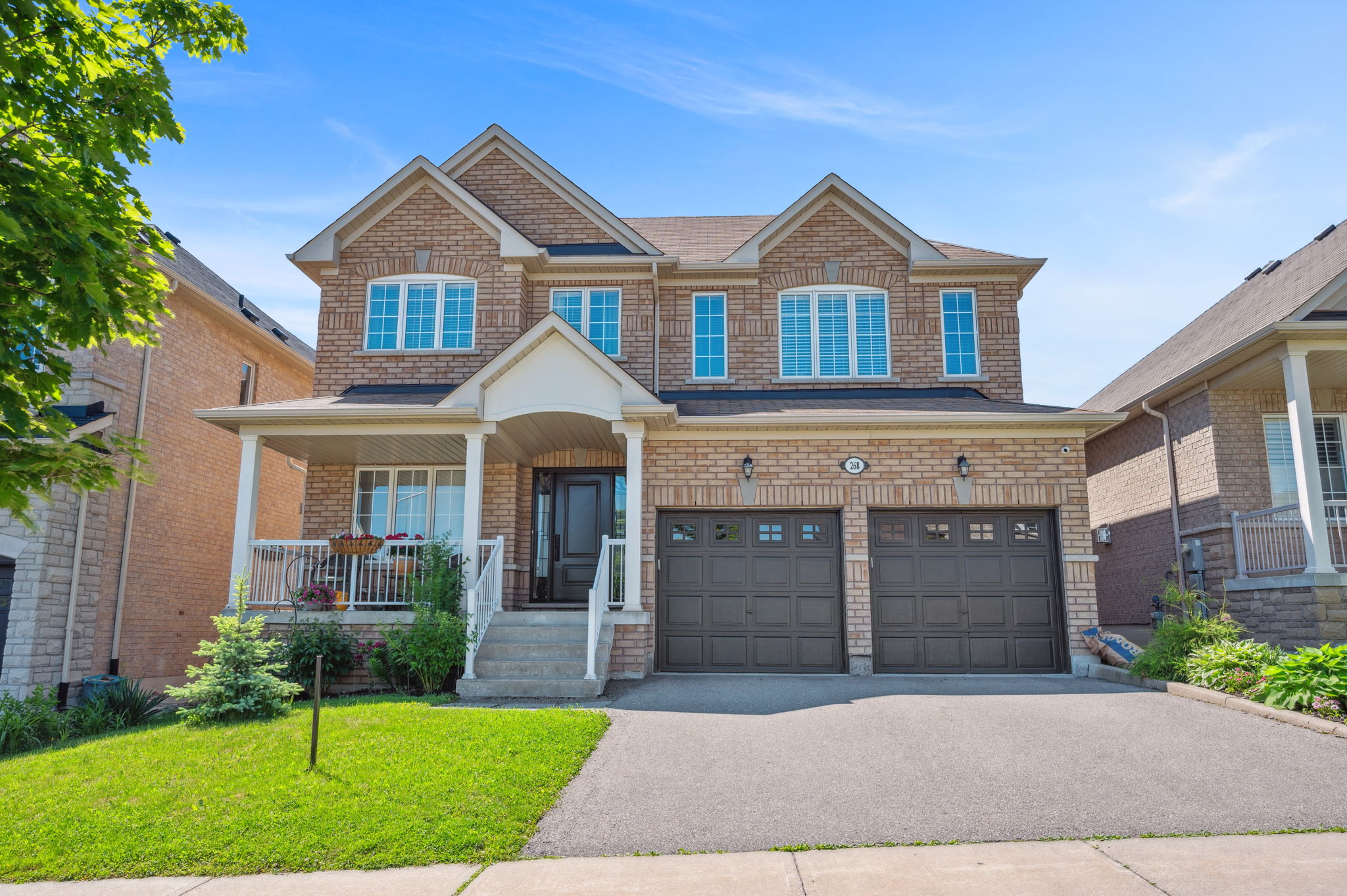 268 Carrier Crescent Vaughan, ON L6A 4N8