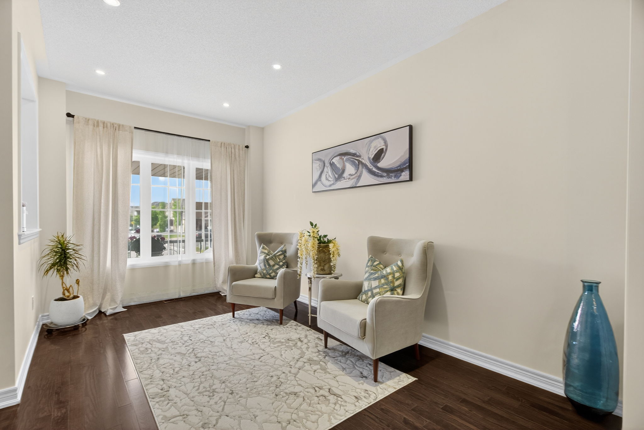 268 Carrier Crescent Vaughan, ON L6A 4T4