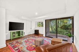  Photo 35