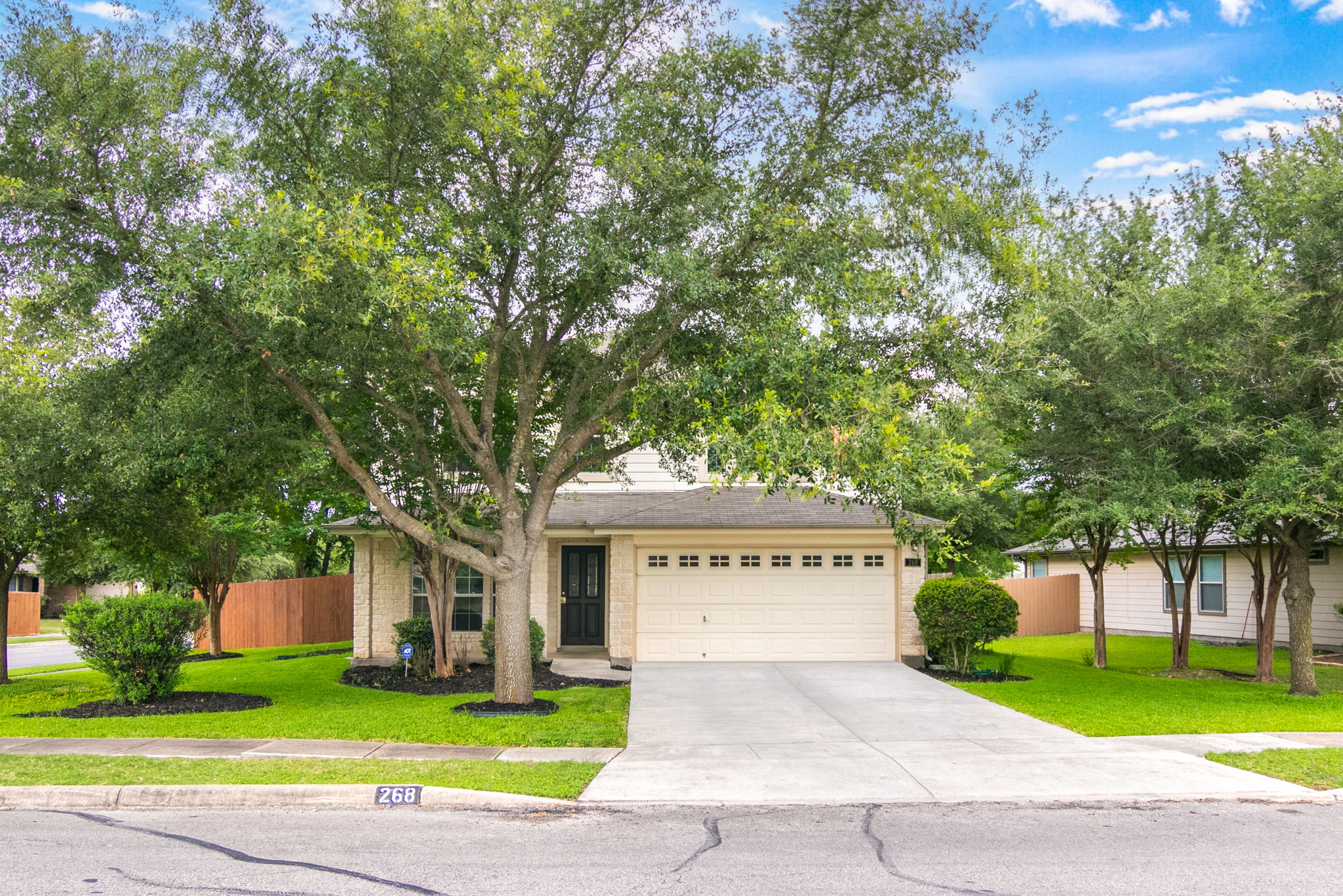 268 Donalan Dr, Converse, TX 78109, USA Photo 2
