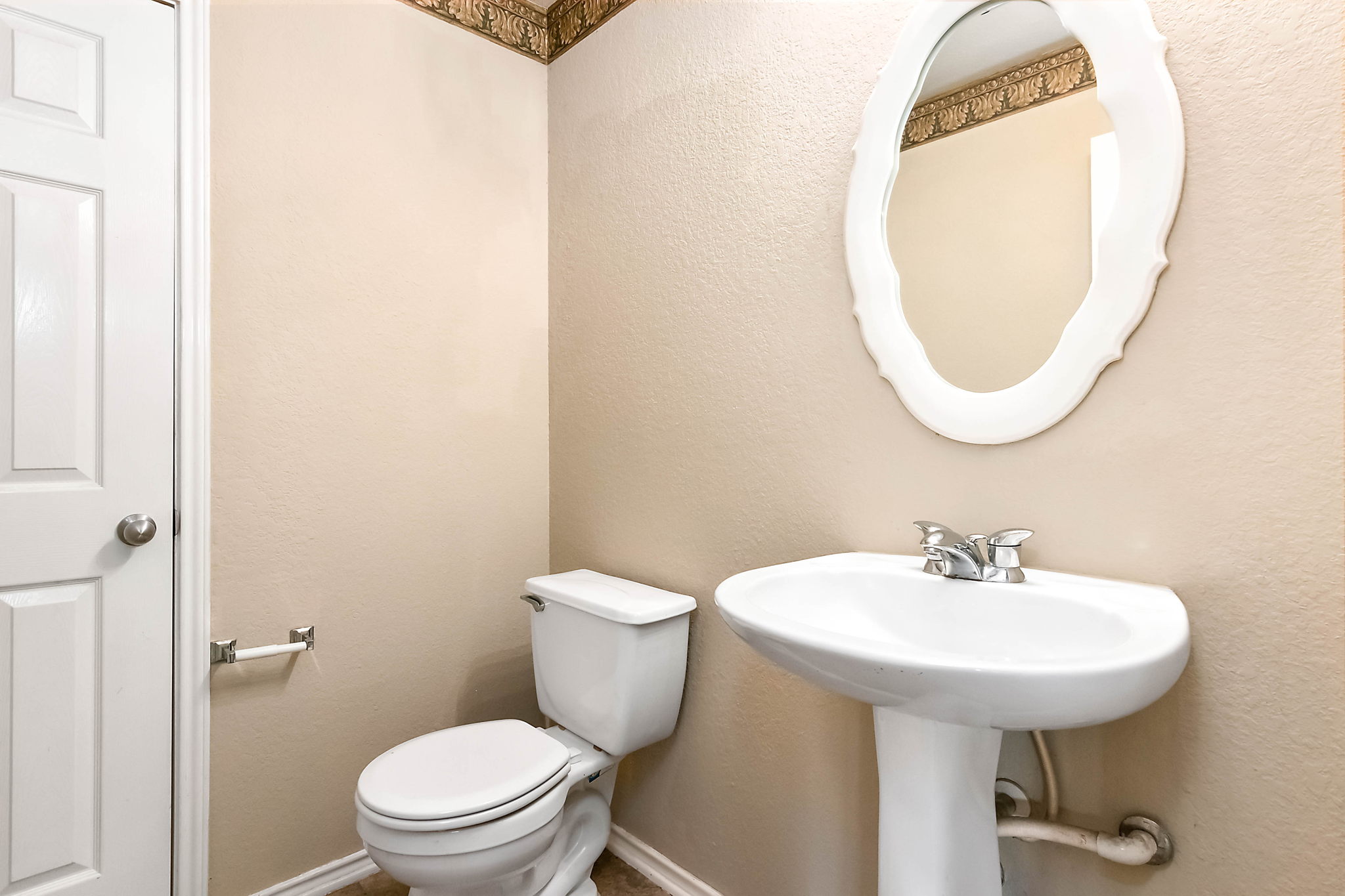 268 Donalan Dr, Converse, TX 78109, USA Photo 14
