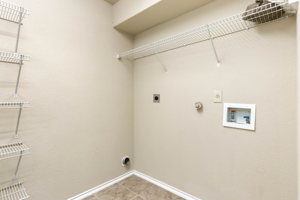 268 Donalan Dr, Converse, TX 78109, USA Photo 12