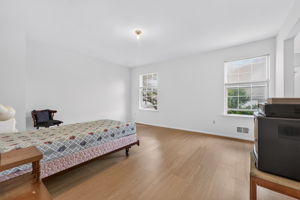 Primary Suite-Dressing Area/Make-up Counter/Plate Glass Mirror Walk-in Closet LVP Flooring - 2025
