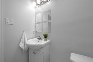 Jack and Jill ensuite bathroom
