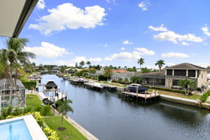  Photo 39