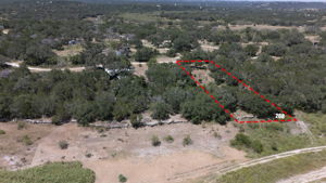  Photo 0