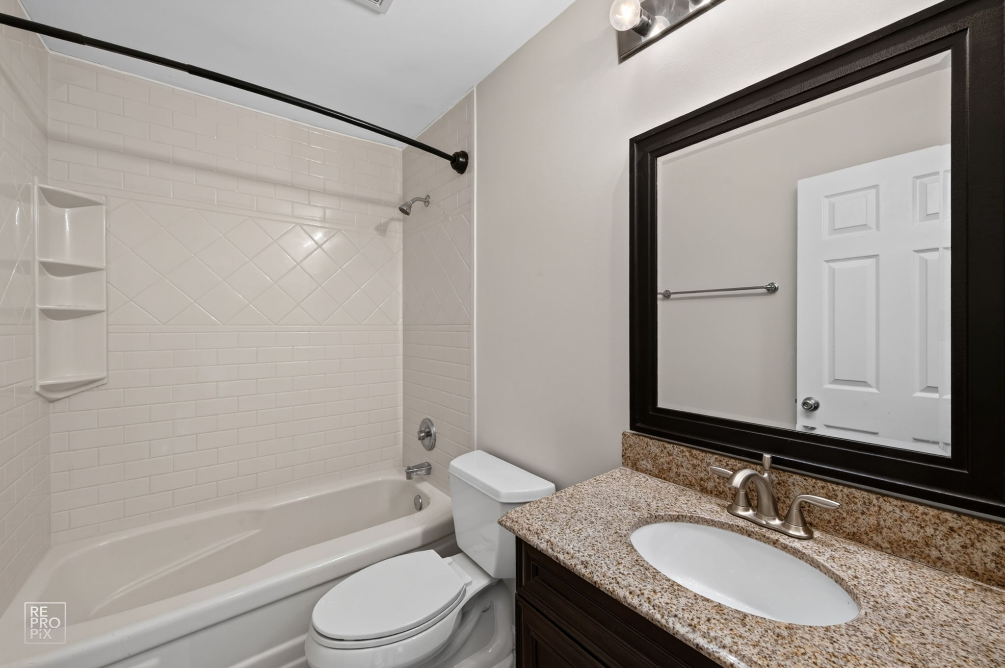 268 Southwicke Dr unit b, Streamwood, IL 60107_009