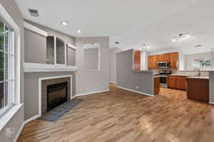268 Southwicke Dr unit b, Streamwood, IL 60107_002