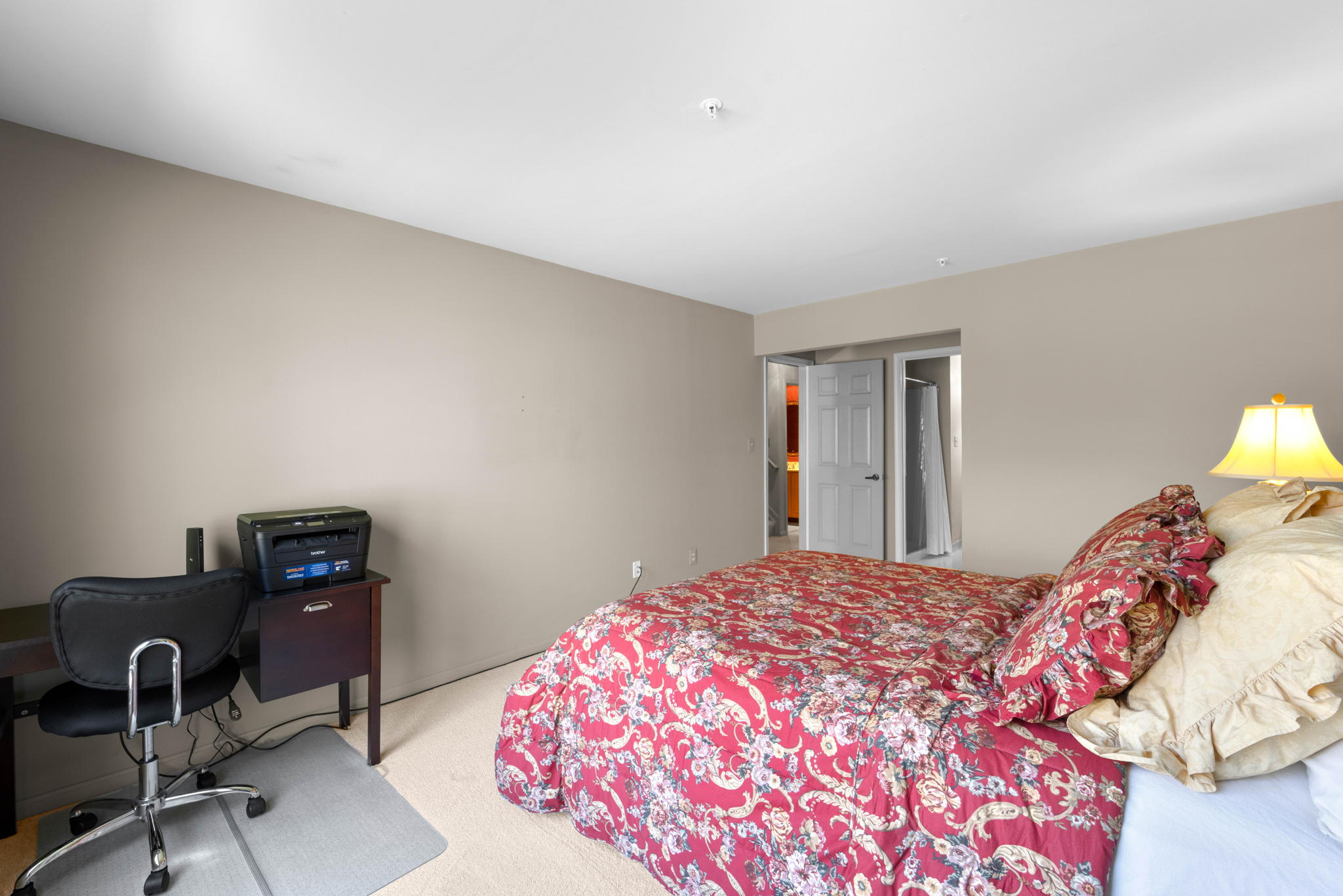 bedroom upper-13