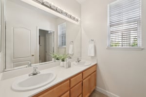Sycamore Grove Pl-S0708-040.jpg