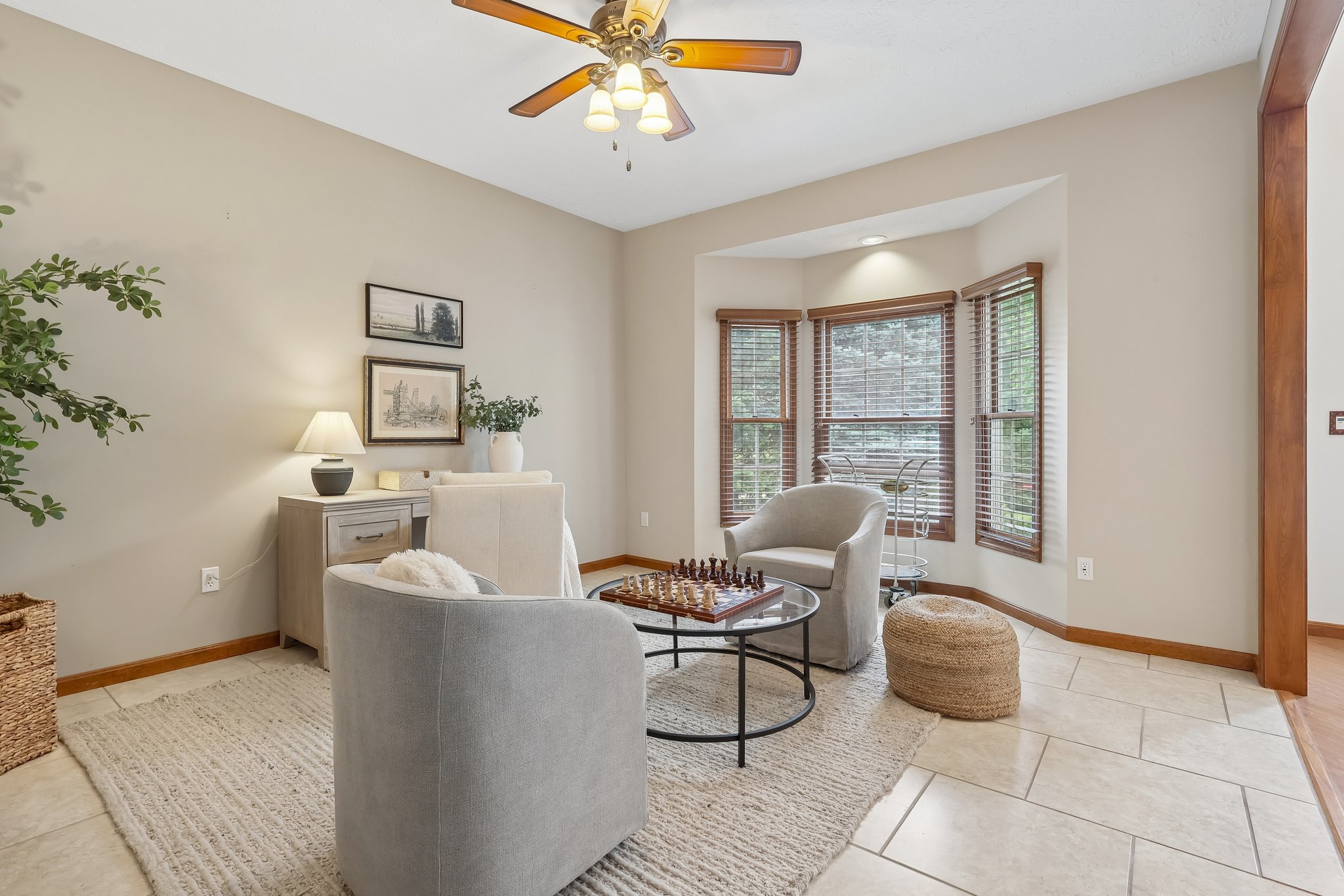 Primrose Ln-S2306-008.jpg