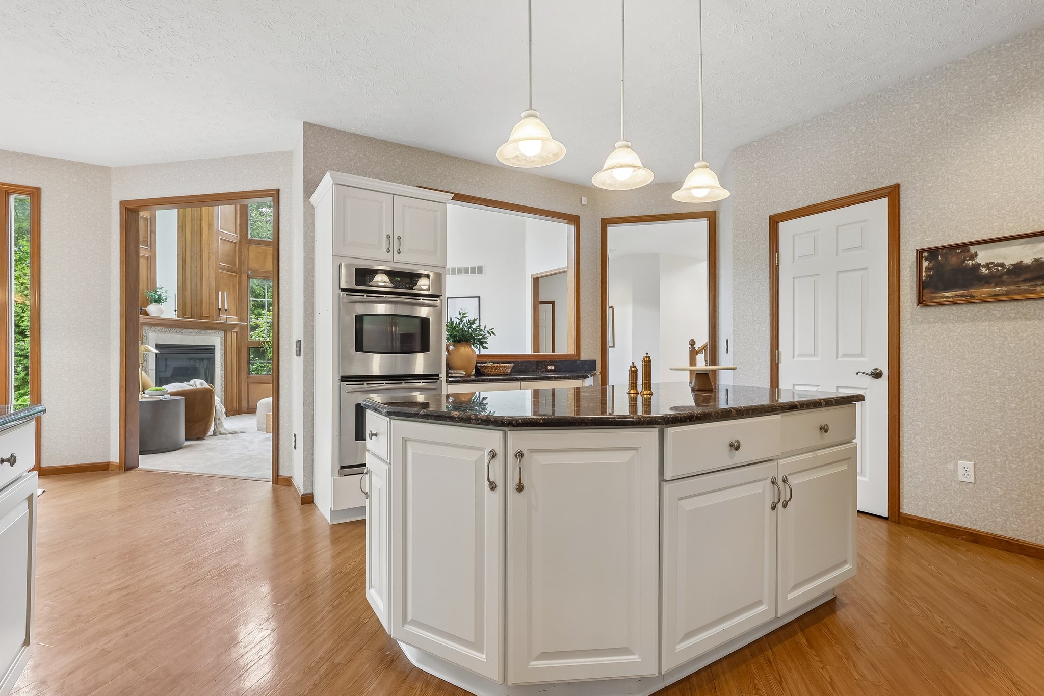 Primrose Ln-S2306-019.jpg
