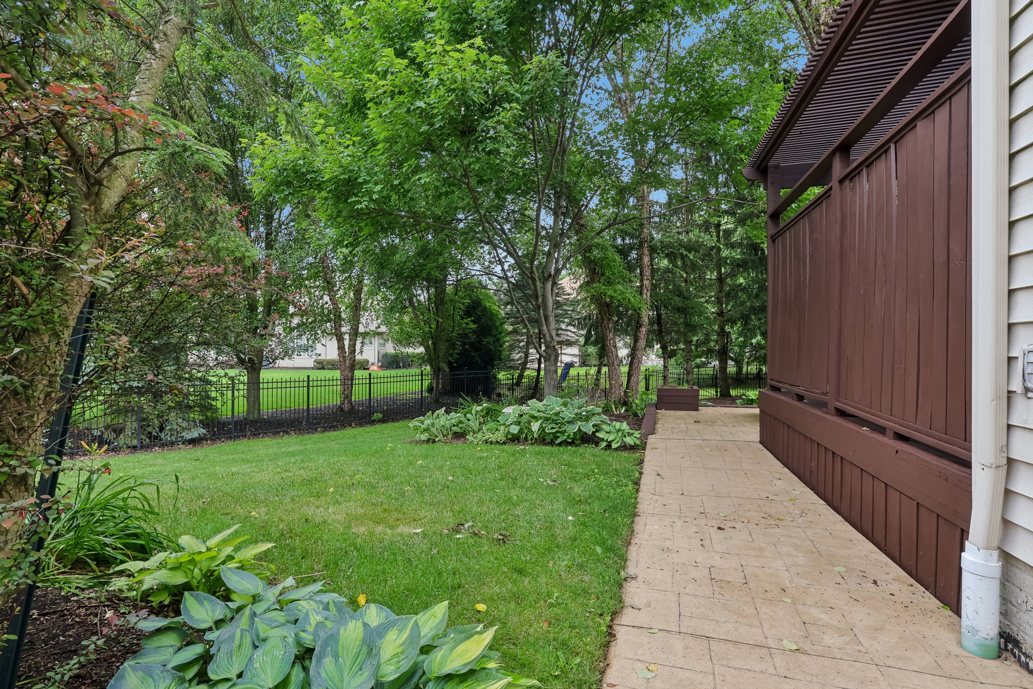 Primrose Ln-S2306-069.jpg