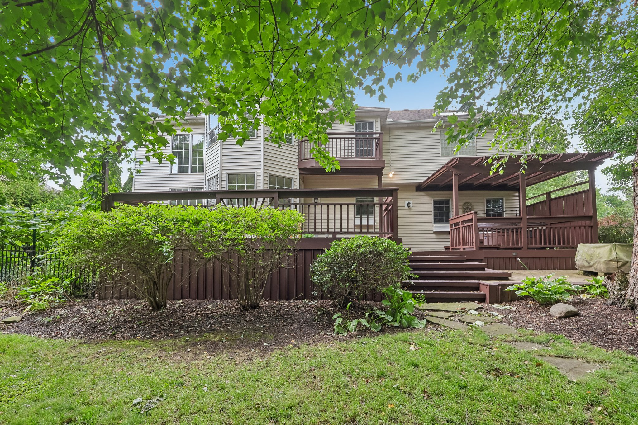 Primrose Ln-S2306-072.jpg